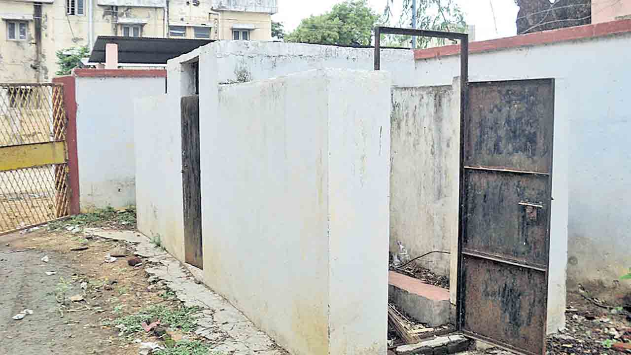 ఈ ప్రశ్నలకు బదులేది?