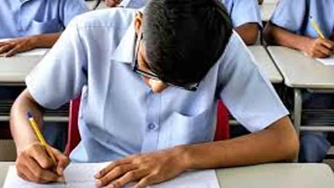 3 సబ్జెక్టులలో ఫెయిలైతే రెండో పరీక్షకు అనర్హులు