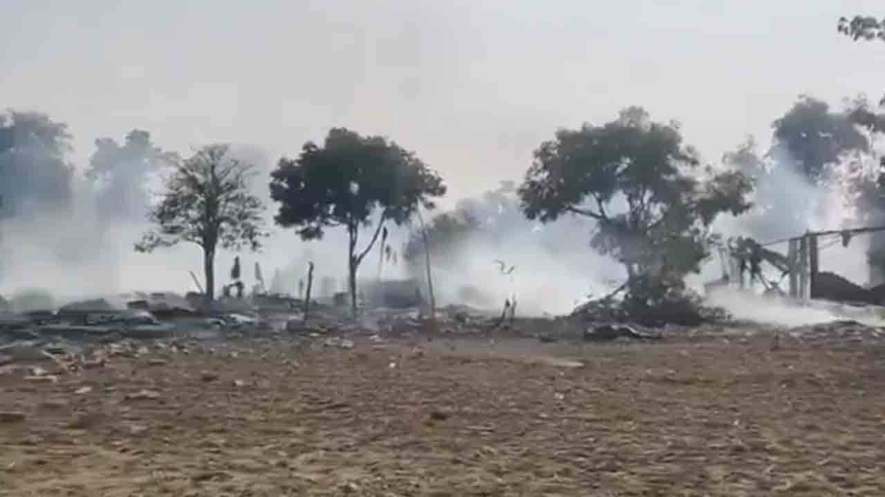 explosion at firecracker factory | బాణసంచా కర్మాగారంలో భారీ పేలుడు.. ఇద్దరు   మృతి, ఐదుగురికి గాయాలు