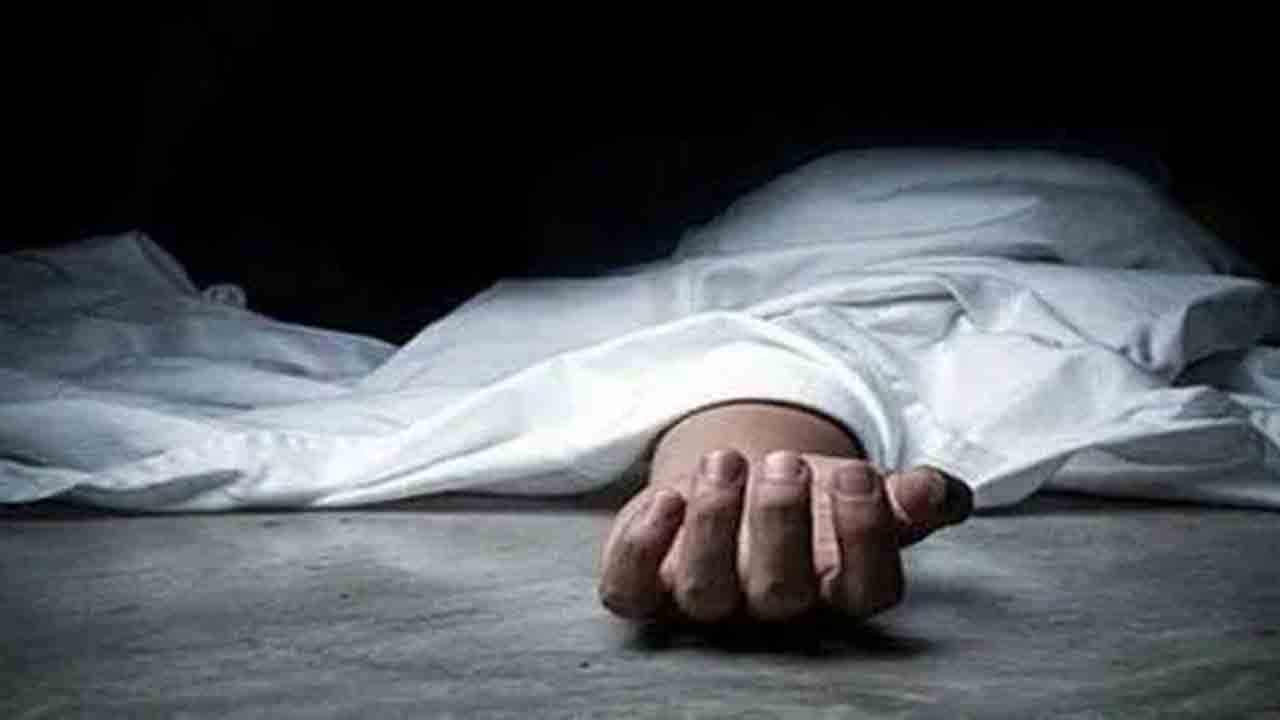 వరికోత మిషన్‌లో పడి రైతు మృతి