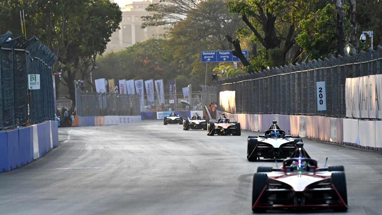 Formula E car race | ఫార్ములా ఈ-కారు రేసు వ్యవహారం.. కేటీఆర్‌పై విచారణకు గవర్నర్‌ అనుమతి
