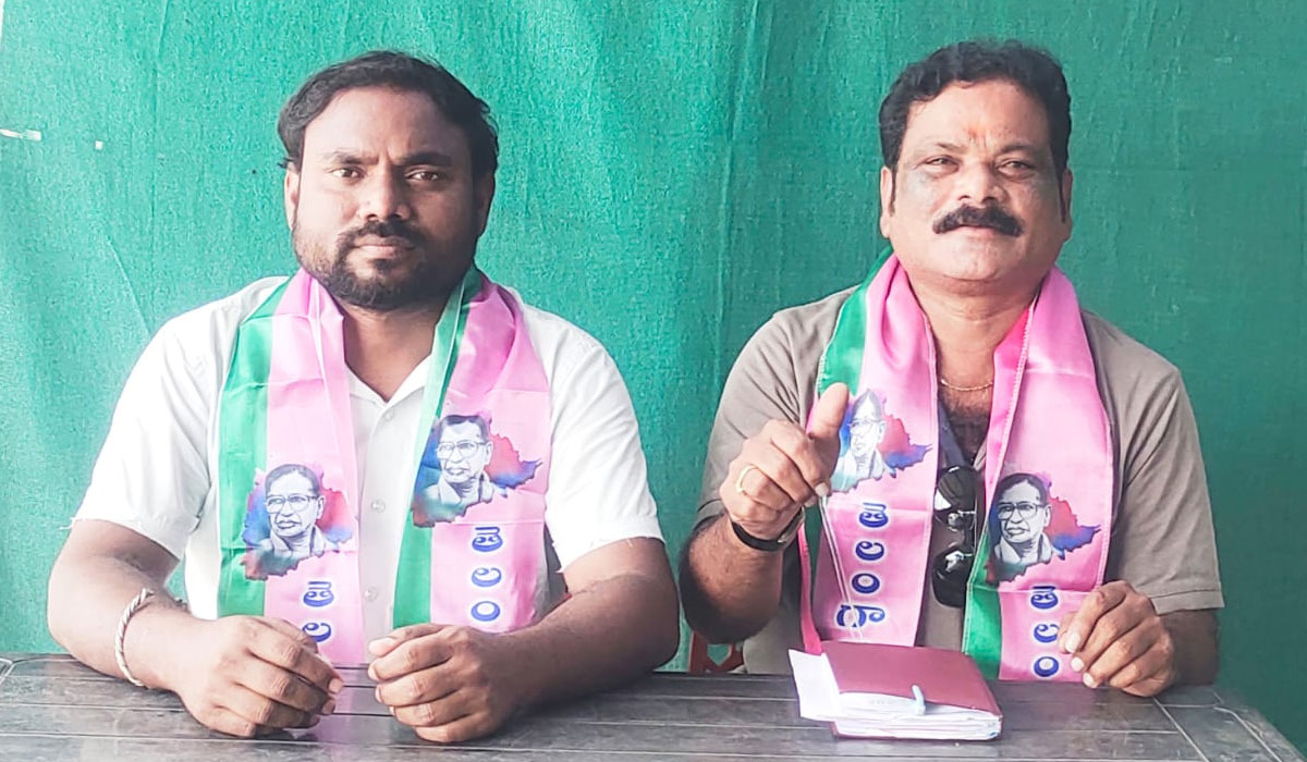 Godavarikhani | రేషన్ దుకాణాల్లో నిత్యవసర సరుకులు అందజేయాలి.. తెలంగాణ రక్షణ సమితి జిల్లా అధ్యక్షుడు వాసంపల్లి ఆనంద్ బాబు