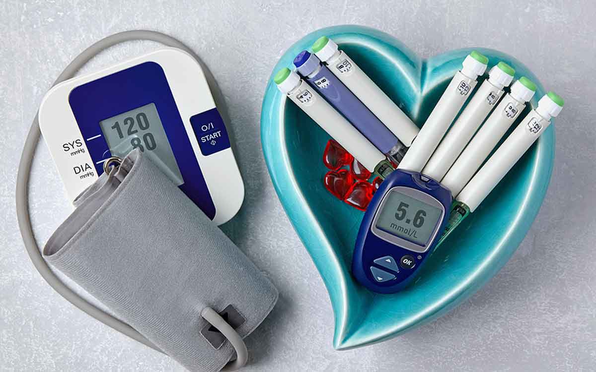 High BP And Diabetes | మీకు హైబీపీ, డ‌యాబెటిస్ రెండూ ఉన్నాయా..? అయితే ఈ 3 ర‌కాల ఆకుల‌ను తినండి..!