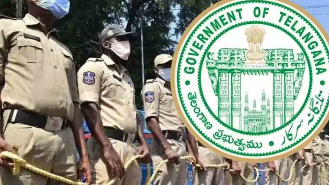 హోంగార్డుల కుటుంబాలకు చెక్కుల అందజేత