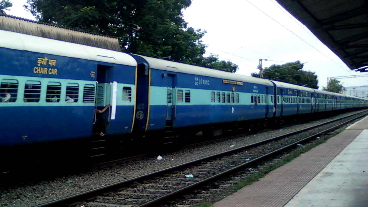 South Central Railway | విజయవాడ – దువ్వాడ సెక్షన్‌ మధ్య పలు రైళ్లు రద్దు