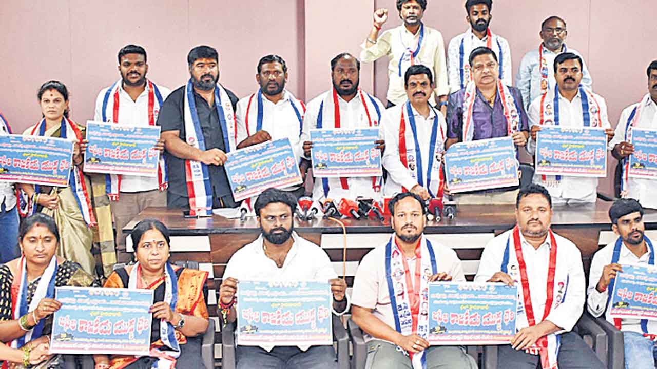 ఈసీని అడ్డుపెట్టుకొని.. బీసీలకు కాంగ్రెస్‌ అన్యాయం