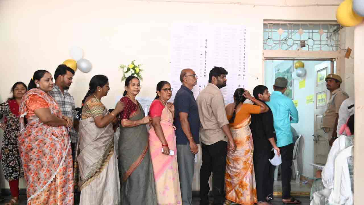 Jubilee Hills By Poll | జూబ్లీహిల్స్ ఉప ఎన్నిక‌.. సా. 5 గంట‌ల వ‌ర‌కు 45.50 శాతం పోలింగ్ న‌మోదు