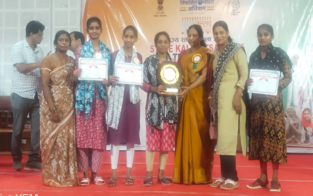 Kattangur : డ్యాన్స్‌ పోటీల్లో క‌ట్టంగూర్‌ కేజీబీవీ విద్యార్థినులకు రాష్ట్ర స్థాయి బహుమతులు