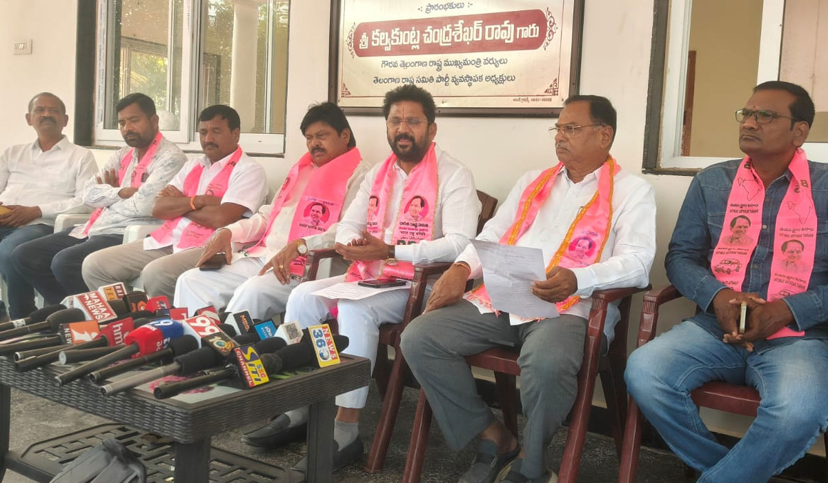 Peddapally | అట్టర్‌ఫ్లాప్‌ సీఎం రేవంత్‌రెడ్డి.. డైవర్షన్‌ పాలిటిక్స్​​‍ డ్రామాలు బంద్‌ చేయాలి