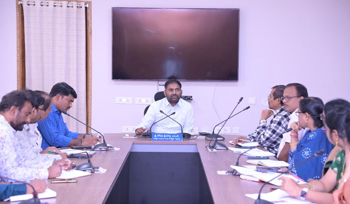 Koya Sriharsha | నిరుపయోగ బ్యాంకు ఖాతాల వివరాలందించాలి.. పెద్దపల్లి కలెక్టర్‌ కోయ శ్రీహర్ష