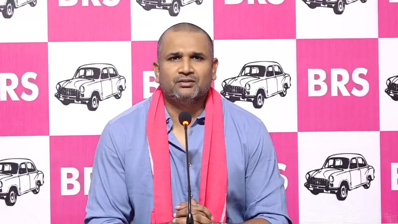 Manne Krishank | అభద్రతా భావంతోనే కేటీఆర్‌పై కేసు.. రేవంత్‌ పెట్టుబడులతో వచ్చిన పరిశ్రమలు కనిపించవేం?: బీఆర్‌ఎస్‌ నేత మన్నె క్రిశాంక్‌