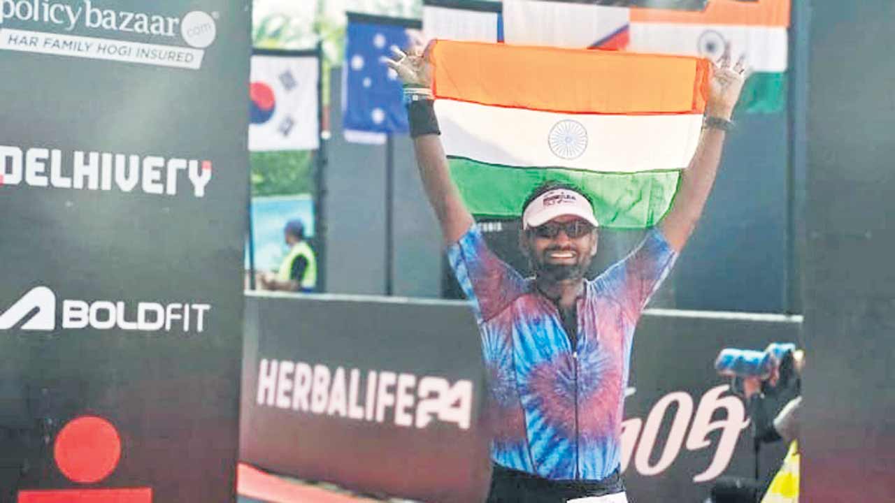 నిర్మల్‌ వైద్యుడికి ఐరన్‌ మ్యాన్‌ టైటిల్‌