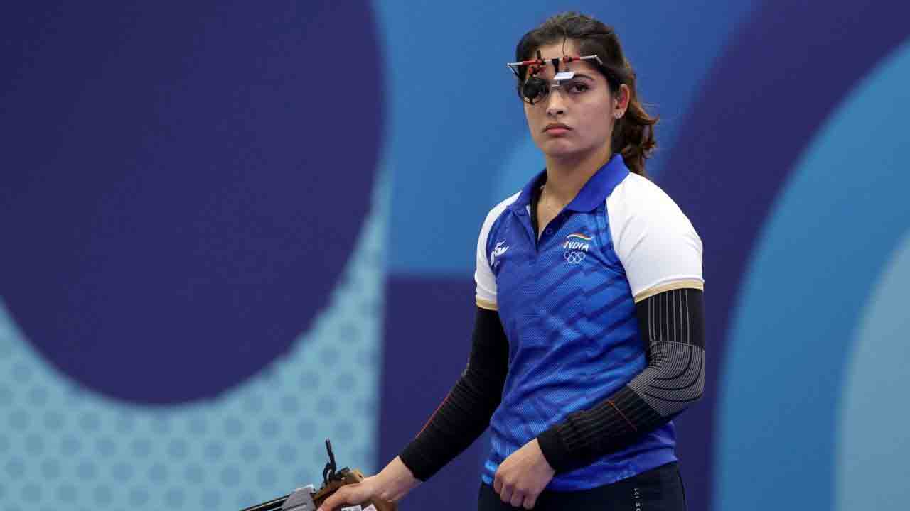 Manu Bhaker | ప్రతిరోజూ విజయం సాధించలేం.. టీమ్‌లో ఎవరికి పతకం వచ్చినా సంతోషమే..!