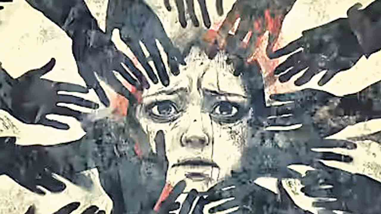 ఎంపీలో బాలికపై గ్యాంగ్‌ రేప్‌.. మైనర్‌ సహా ముగ్గురి అరెస్ట్‌