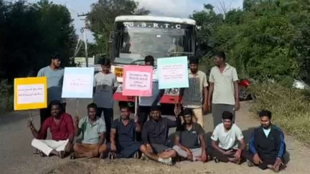 Moinabad | ప్రజల ప్రాణాలంటే లెక్క లేదా?.. అభివృద్ధి పనుల పైన చిత్తశుద్ధి లేదా?..