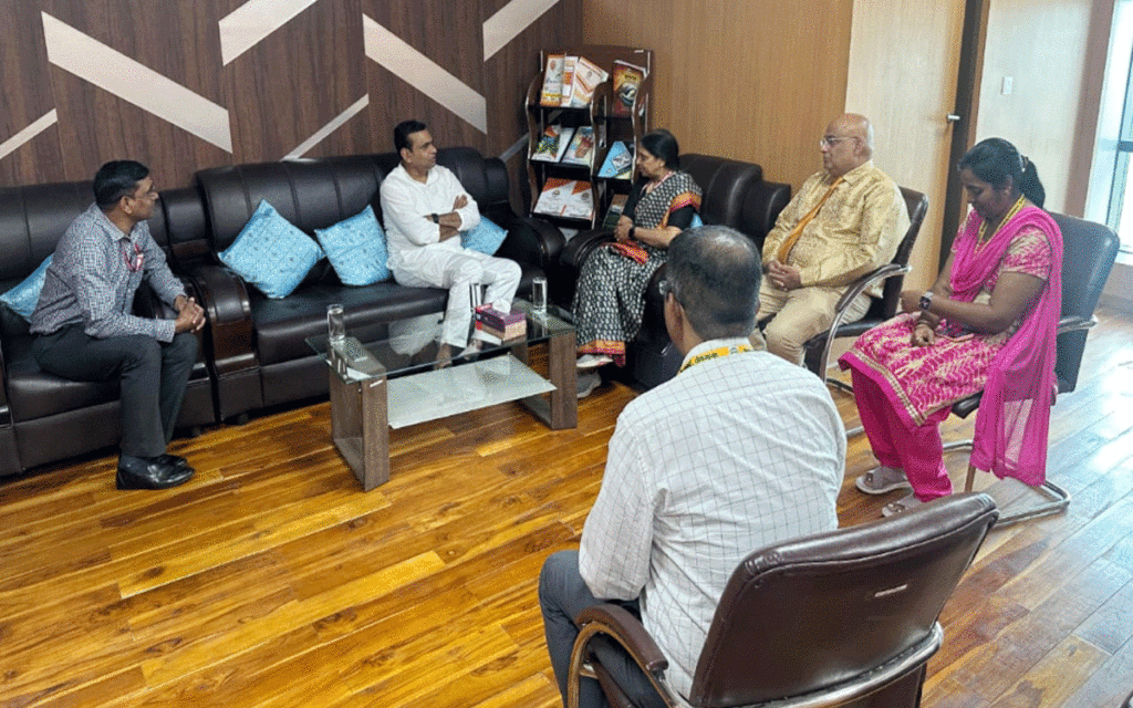 Bibinagar : ఉద్యోగ నియామకాల్లో స్థానికులకు ప్రాధాన్యం ఇవ్వాలి : ఎంపీ చామల