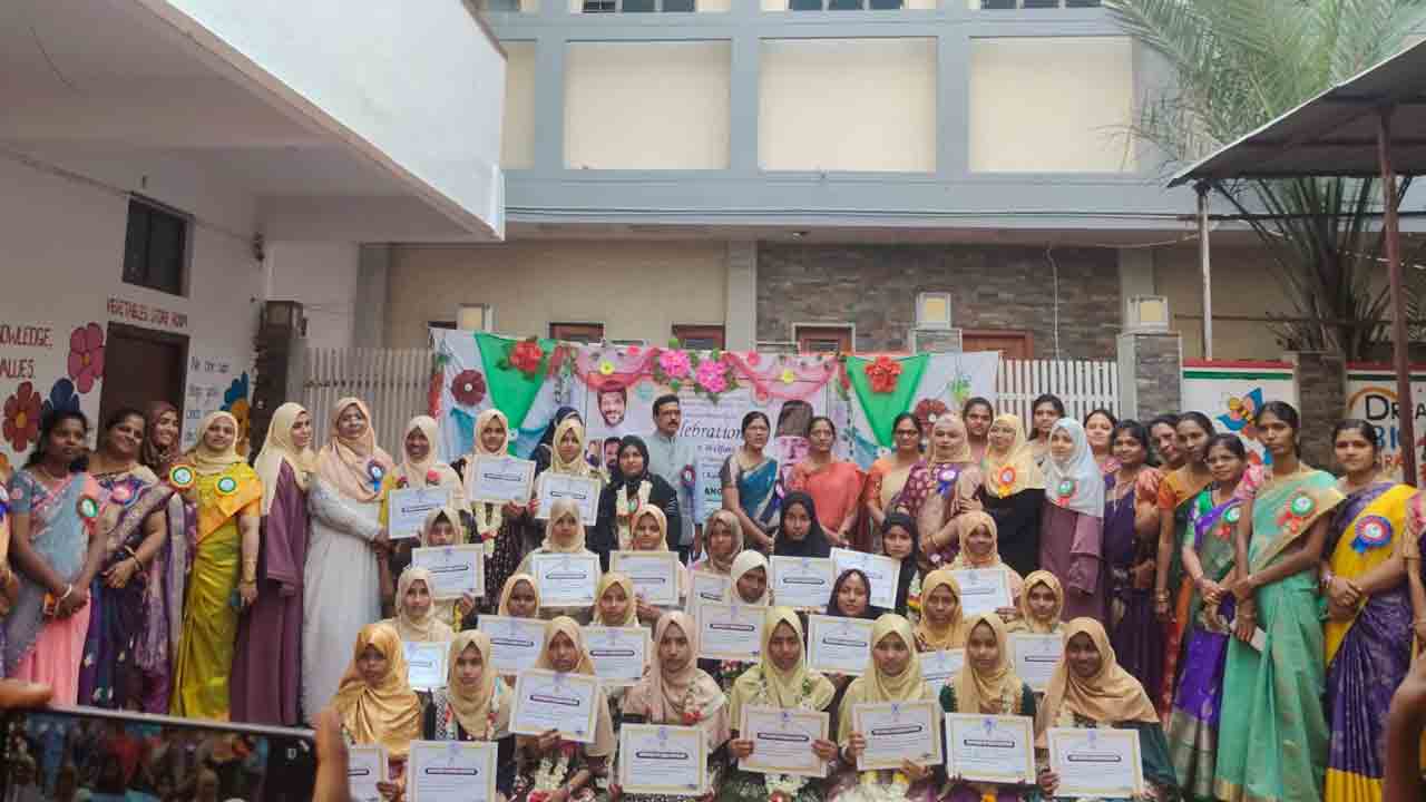 National Education Day | మైనార్టీ గురుకులంలో జాతీయ విద్యా దినోత్సవం