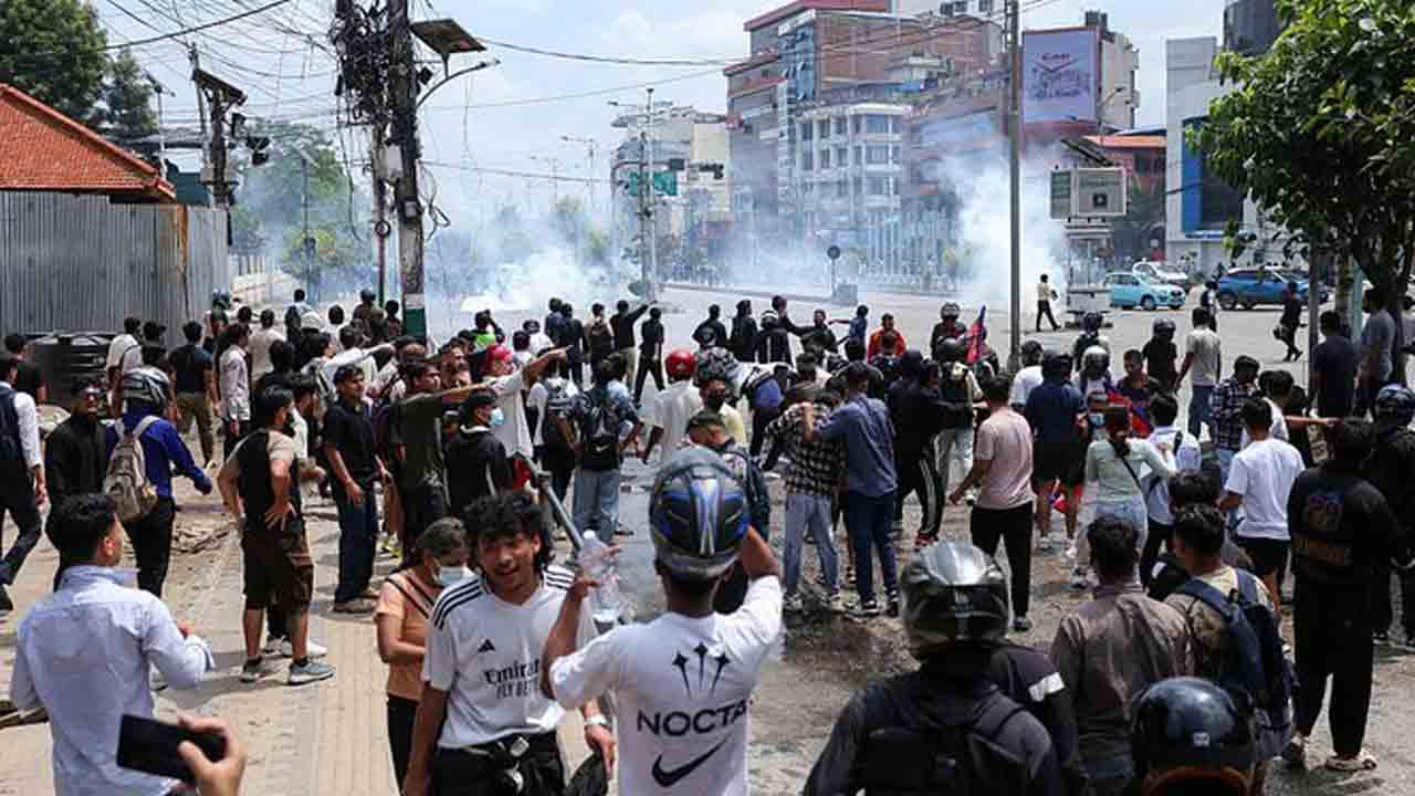 Nepal | నేపాల్‌లో మళ్లీ కర్ఫ్యూ.. నిరసనలకు దిగిన జెన్‌ జెడ్..!