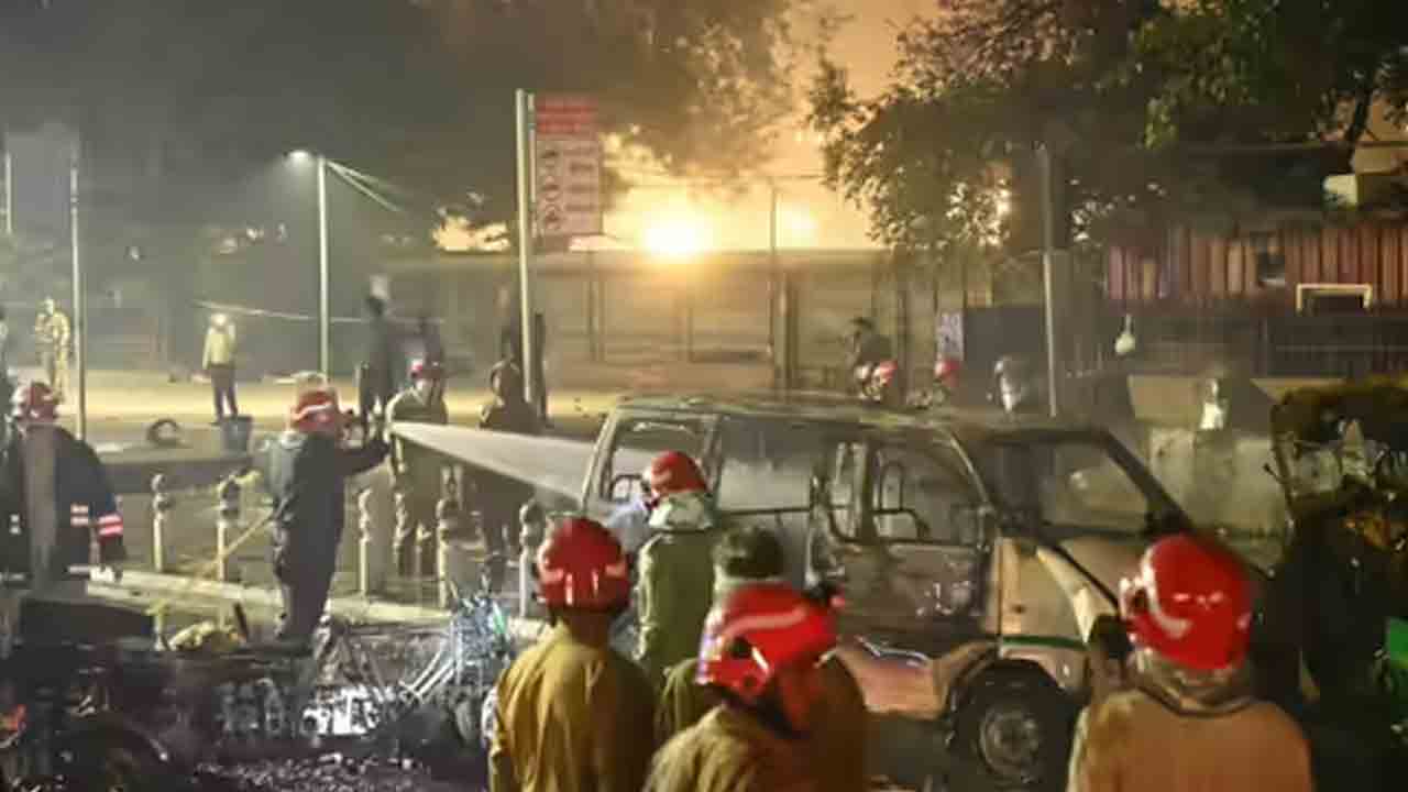 Delhi Car Blast | కారు పేలుడుకు కారణం సూసైడ్ బాంబర్‌.. ఎన్‌ఐఏ దర్యాప్తులో వెలుగులోకి కీలక విషయాలు..!