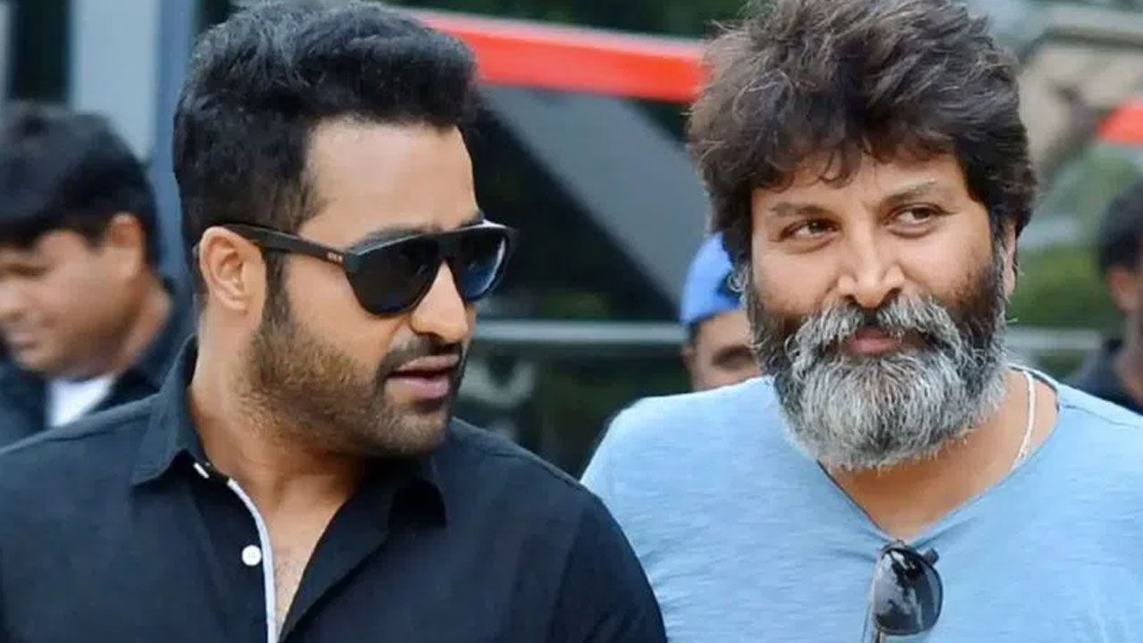 NTR – Trivikram | ఎన్టీఆర్–త్రివిక్రమ్ కొత్త సినిమా గురించి క్రేజీ రూమర్… స్టార్ హీరో ఎంట్రీతో ఫ్యాన్స్ ఆందోళన!