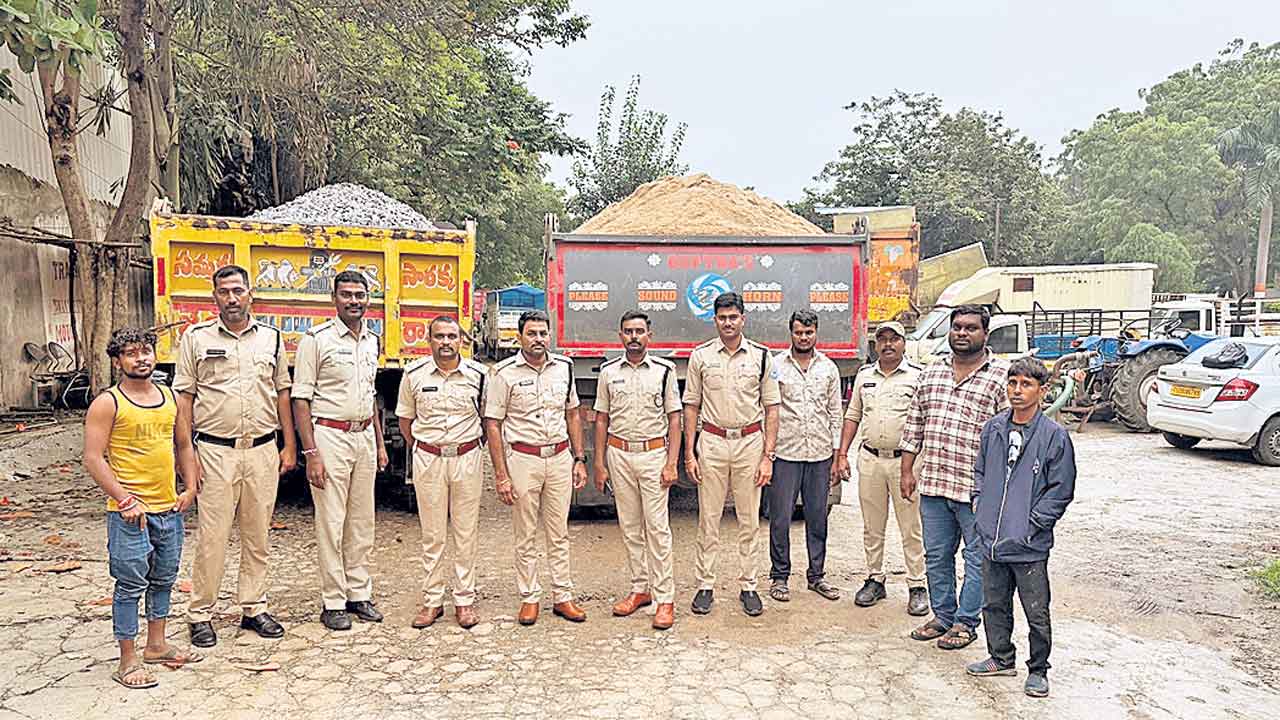 ఆలస్యం ఖరీదు.. 21 మంది ప్రాణాలు 