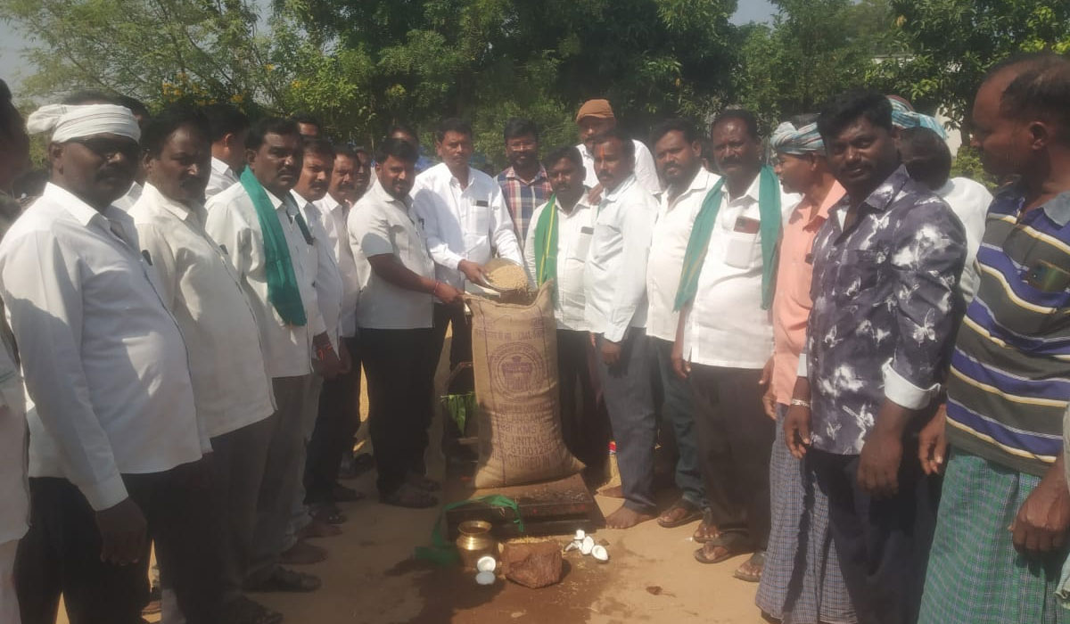 PACS Purchase centers | దళారి వ్యవస్థను నిర్మూలించేందుకే కొనుగోలు కేంద్రాల ఏర్పాటు.. పెద్దపల్లి పీఏసీఎస్‌ చైర్మన్‌ నర్సింహారెడ్డి