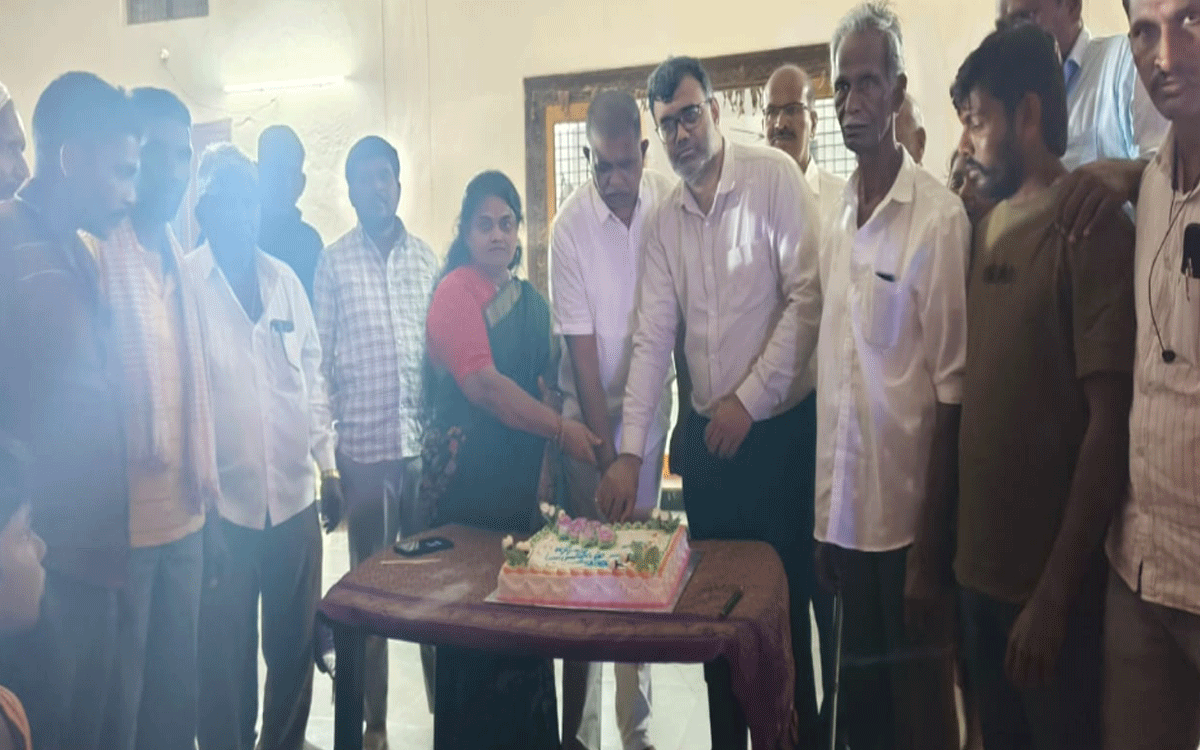 Chandur : ఘనంగా మాజీ మంత్రి పాల్వాయి జయంతి