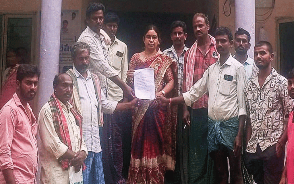 Penpahad : ధాన్యం కొనుగోలు కేంద్రం ఏర్పాటు చేయాలని సింగారెడ్డిపాలెం రైతుల వినతి