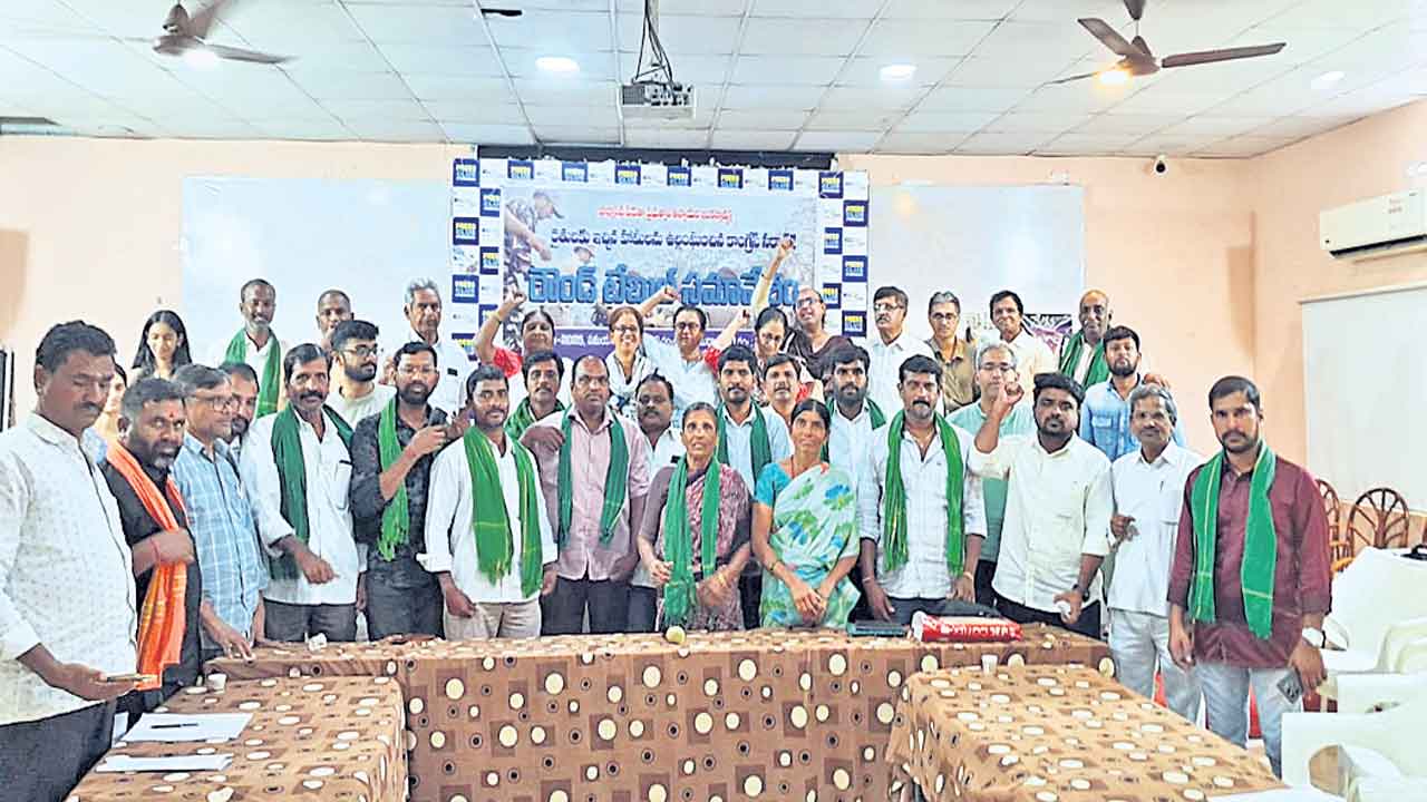 రైతుల జీవితాలు బుగ్గిపాలే!