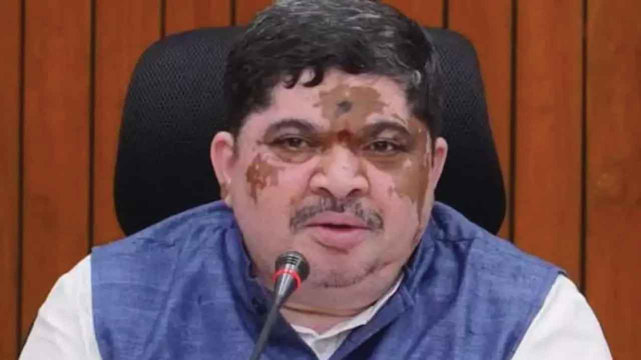 ఎన్నారైలకు అండగా అడ్వైజరీ కమిటీ: పొన్నం