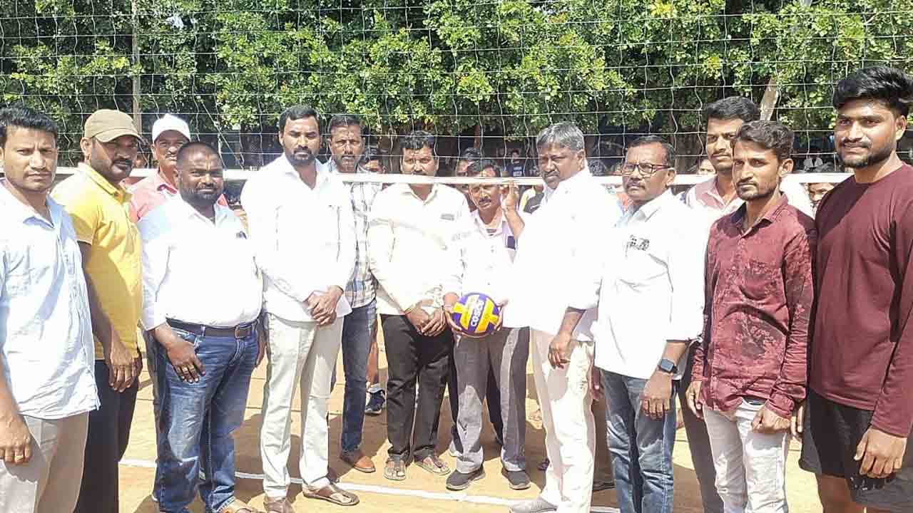 Kasipeta | ఉమ్మడి ఆదిలాబాద్ జిల్లా సీనియర్ వాలీబాల్ పోటీలకు జట్ల ఎంపిక