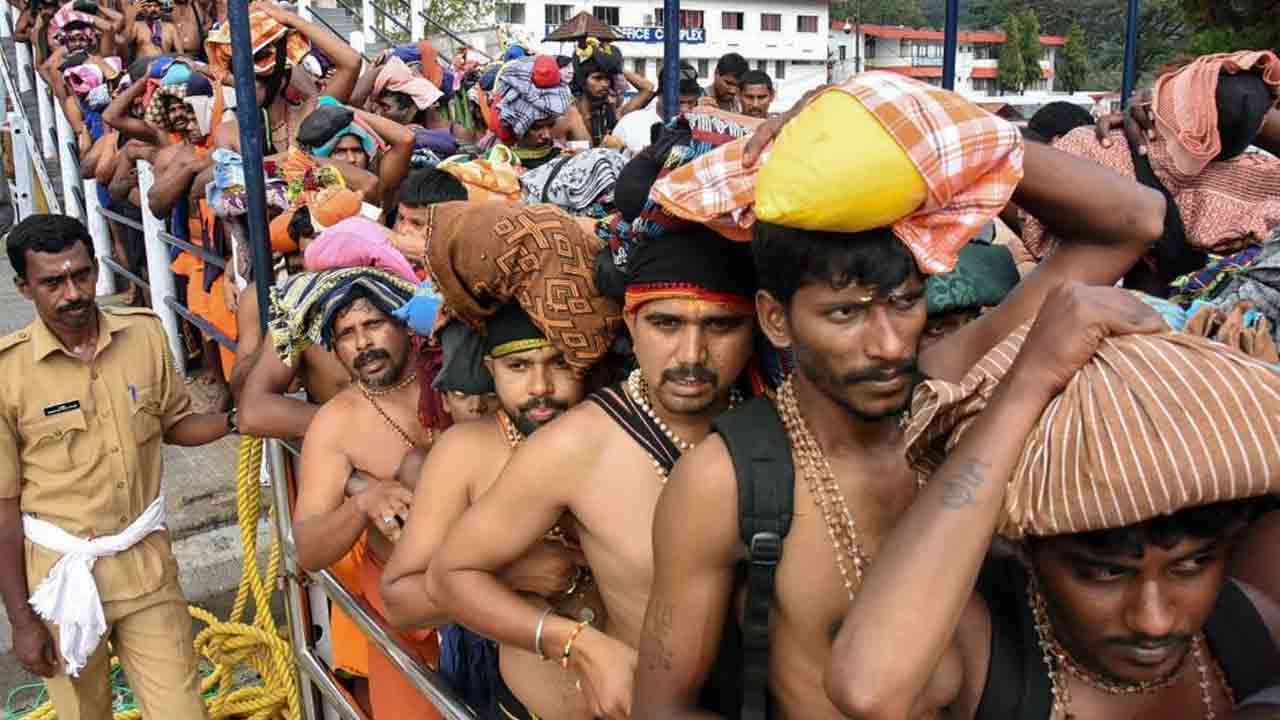 Sabarimala | శబరిమలకు పోటెత్తిన భక్తులు.. అయ్యప్ప దర్శనానికి 16 గంటలు