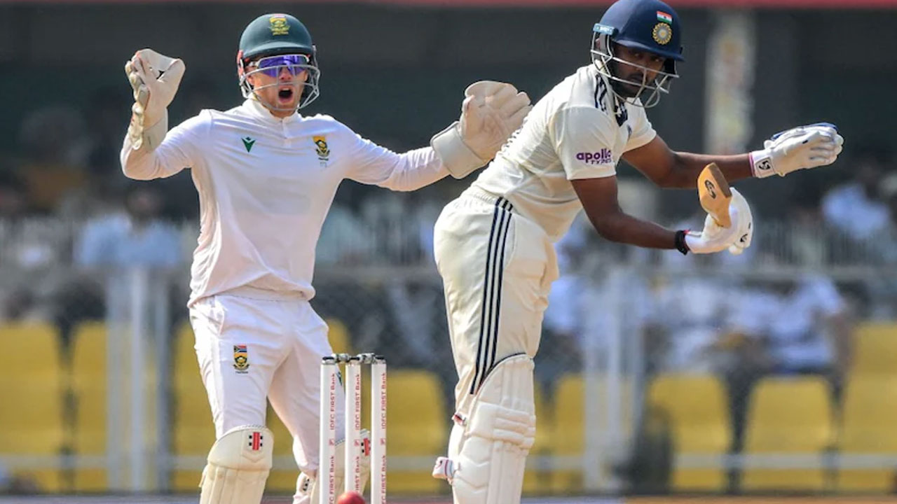 INDvSA: పంత్ ఔట్‌.. హార్మ‌ర్‌కు 4 వికెట్లు.. ఎదురీదుతున్న టీమిండియా