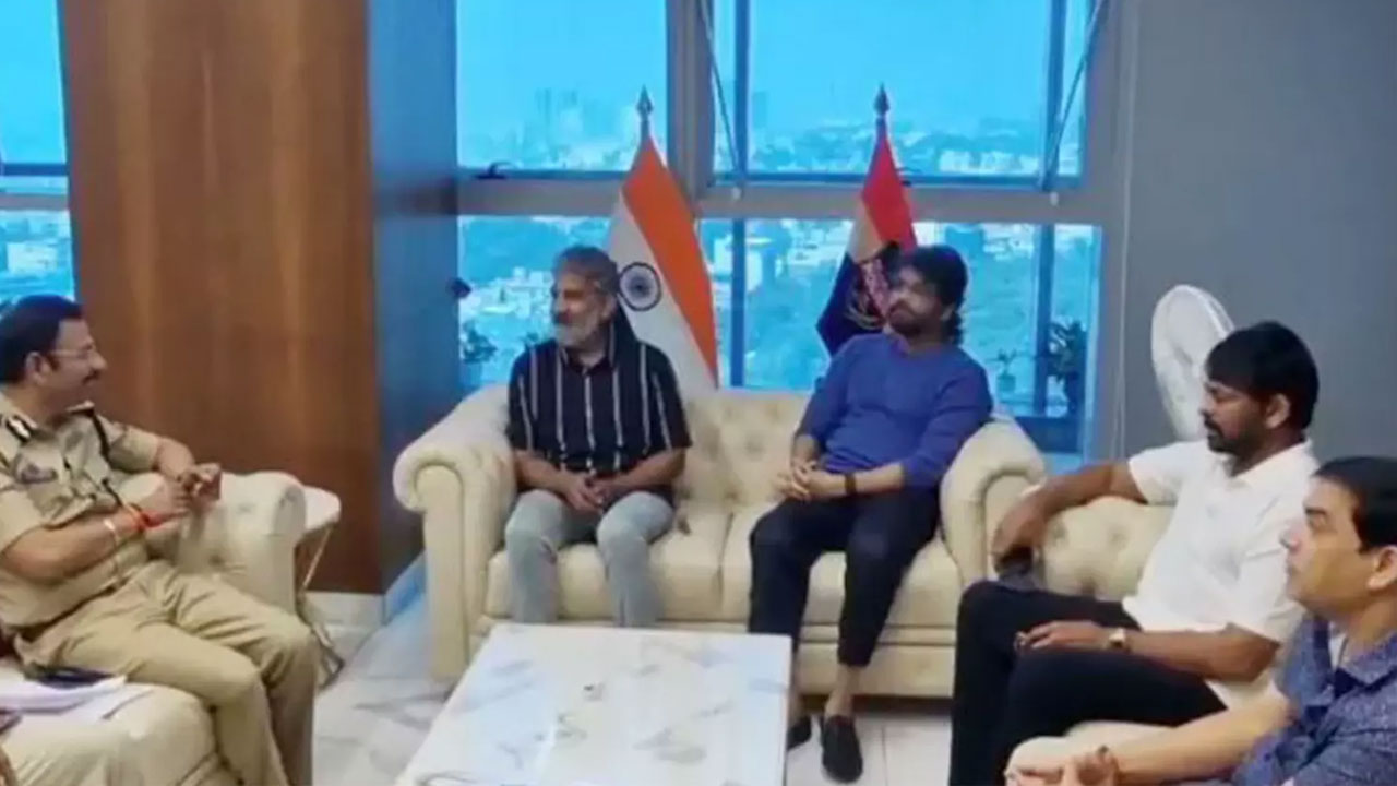 Tollywood | ‘ఐబొమ్మ’ పైరసీ వెబ్‌సైట్ క్లోజ్.. సజ్జ‌నార్‌ని క‌లిసిన టాలీవుడ్ ప్ర‌ముఖులు