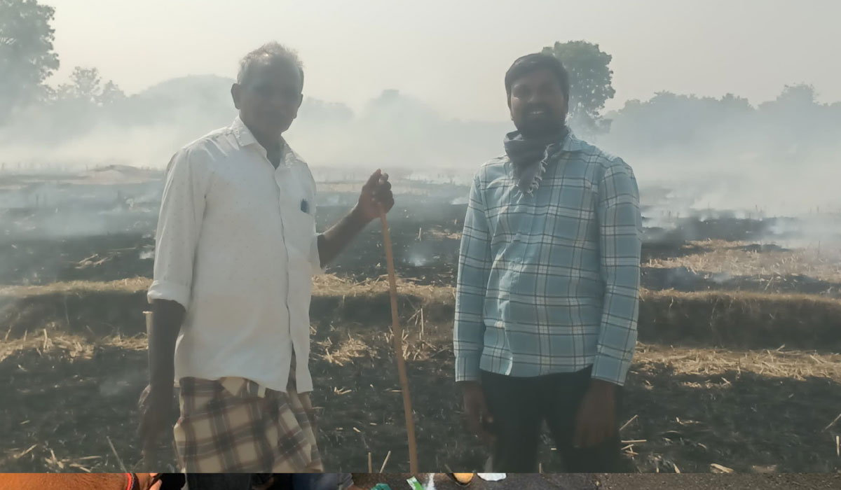 Sarangapur | పంటల అవశేషాలను కాల్చడంతో సేంద్రీయ పోషకాలు నశిస్తాయి.. సారంగాపూర్‌ ఏవో ప్రదీప్ రెడ్డి