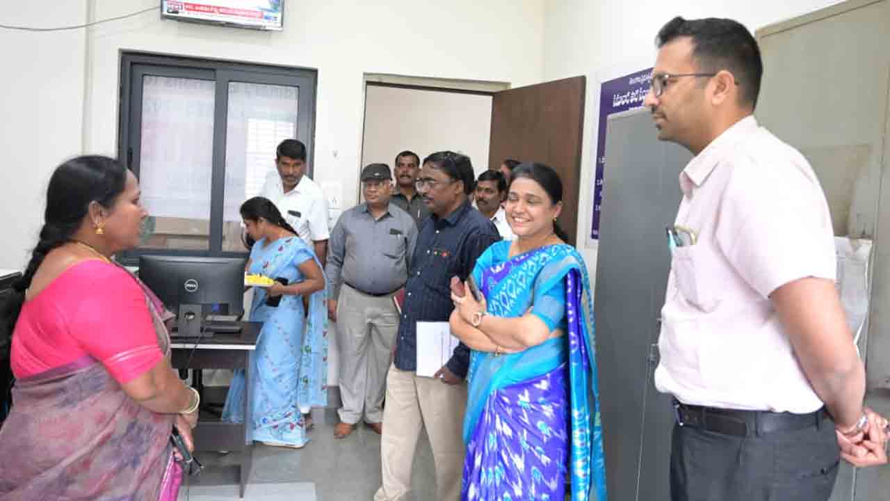 Vikarabad | వికారాబాద్‌ జిల్లా కలెక్టరేట్‌లో మీడియా సెంటర్‌ ప్రారంభం