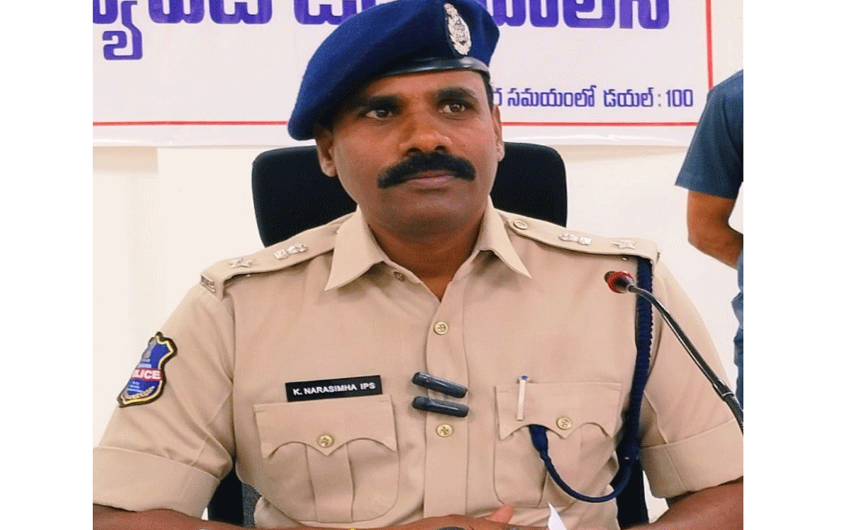 Suryapet Town : వేధింపులపై ధైర్యంగా ఫిర్యాదు చేయాలి : ఎస్పీ న‌ర‌సింహ‌