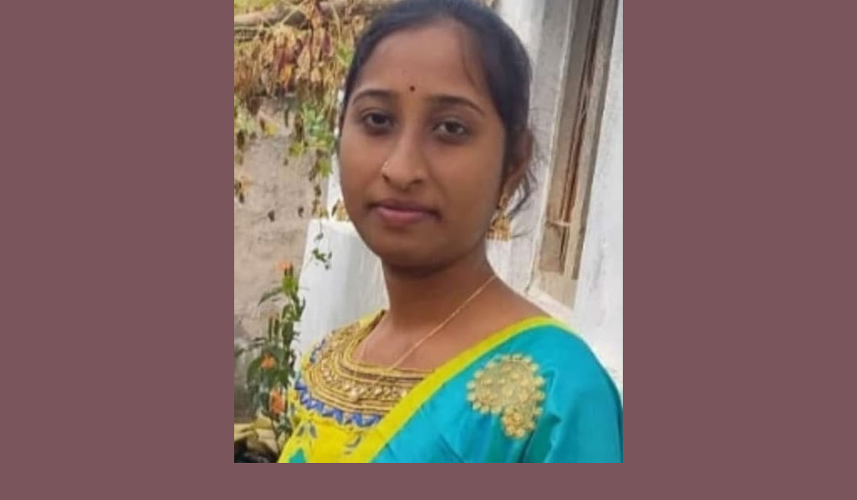 Hanging | పోతారంలో ఉరివేసుకొని వివాహిత మృతి… అదనపు వరకట్న వేధింపులపై కేసు నమోదు