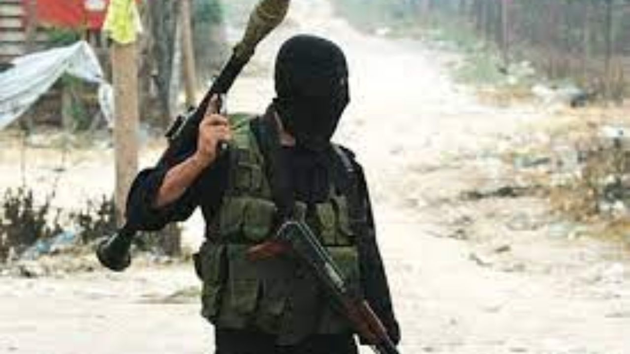 Crime news | ఉగ్ర‌వాదుల్లో చేరేలా బాలుడిని ప్రేరేపించిన‌ త‌ల్లి, స‌వ‌తి తండ్రి.. చివ‌రికి ఏమైందంటే..!