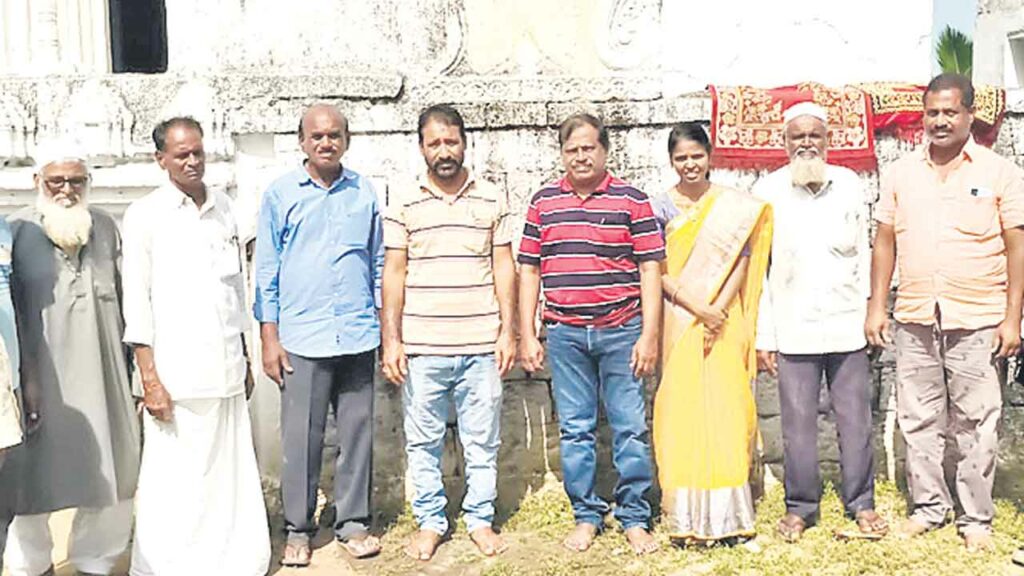 Urdu Parsi Inscriptions