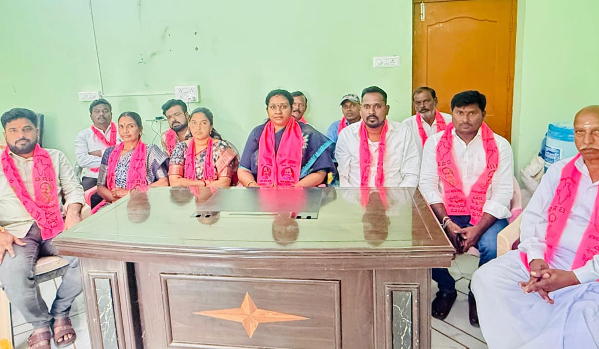 Jagityal | కేటీఆర్ ను విచారించడానికి గవర్నర్ అనుమతించడం సరికాదు.. జగిత్యాల జెడ్పీ మాజీ చైర్పర్సన్ వసంత