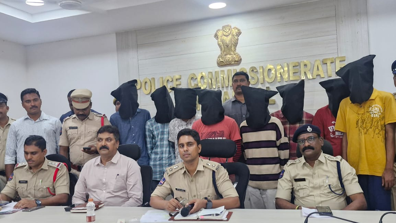 Warangal | మోస్ట్ వాంటెడ్ క్రిమినల్ దాసరి సురేందర్ గ్యాంగ్ అరెస్ట్