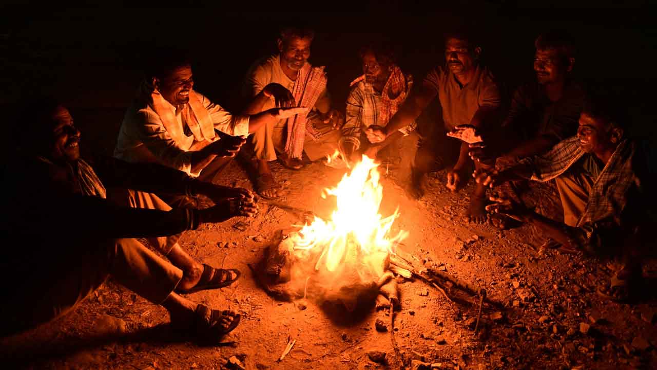 చలి పంజా.. ఉమ్మడి జిల్లాలో తగ్గిన ఉష్ణోగ్రతలు