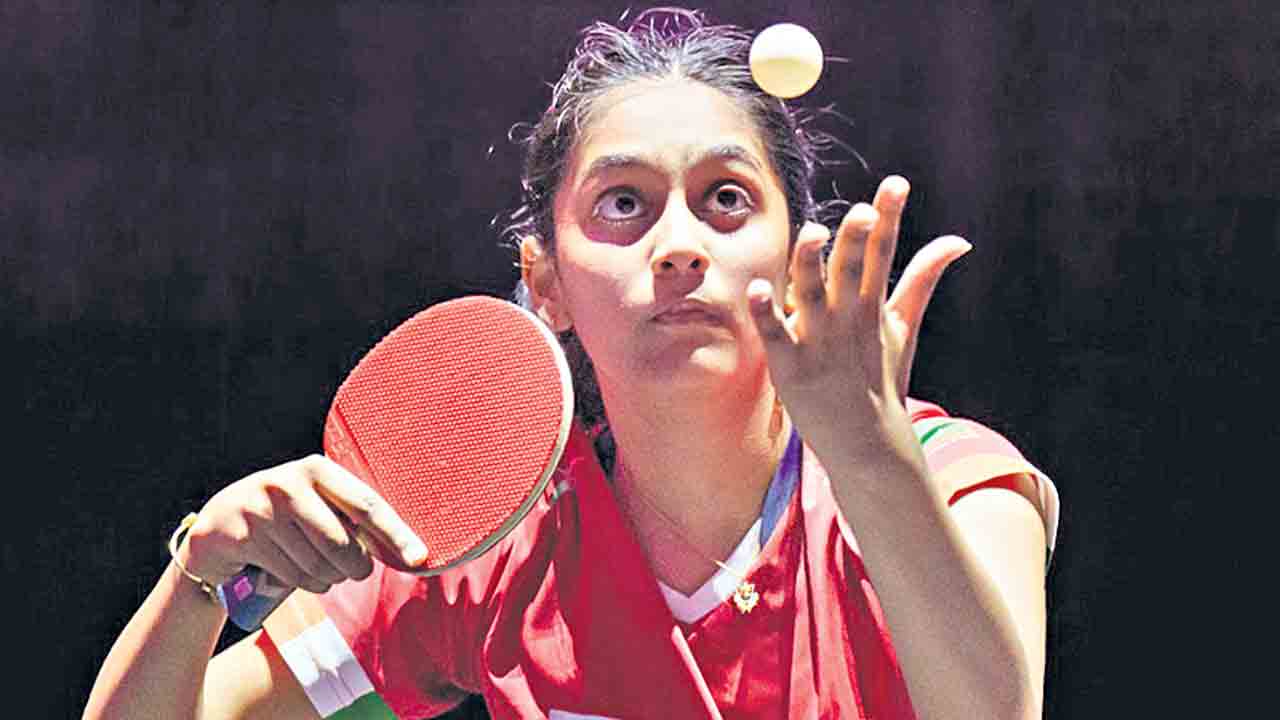 దివ్యాన్షికి కాంస్యం