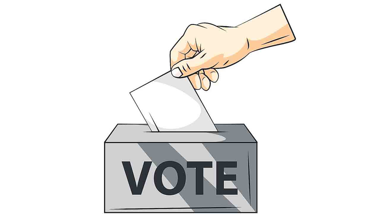 తొలి విడతలో త్రిముఖ పోటీ.. పంచాయతీలు 3,836.. అభ్యర్థులు 13,127