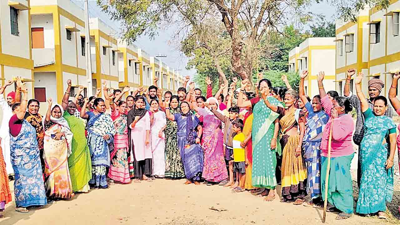 కాంగ్రెస్‌కు మద్దతు ఇవ్వకపోతే అరెస్టులా?