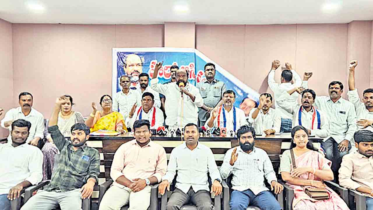 బీసీలకు చట్టసభల్లో 50% రిజర్వేషన్లు సాధిస్తాం