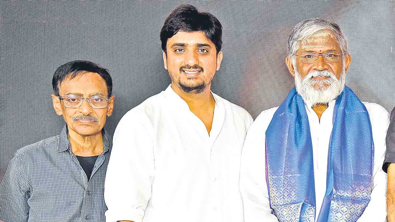 దేశ చరిత్రలో ప్రథమం