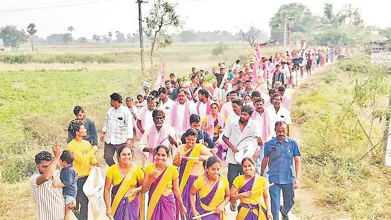 కష్టకాలంలో నిలిచేది బీఆర్‌ఎస్సే.. కాంగ్రెస్‌ సర్కారు పాలనలో అన్ని వర్గాలకు తీవ్ర ఇబ్బందులు