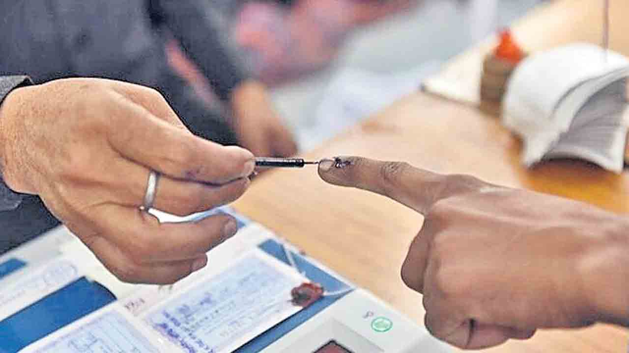 ఎన్నికల విధుల కేటాయింపులో ఇష్టారాజ్యం.. కొందరికి రెండు మూడు డ్యూటీలు అలాట్‌మెంట్‌